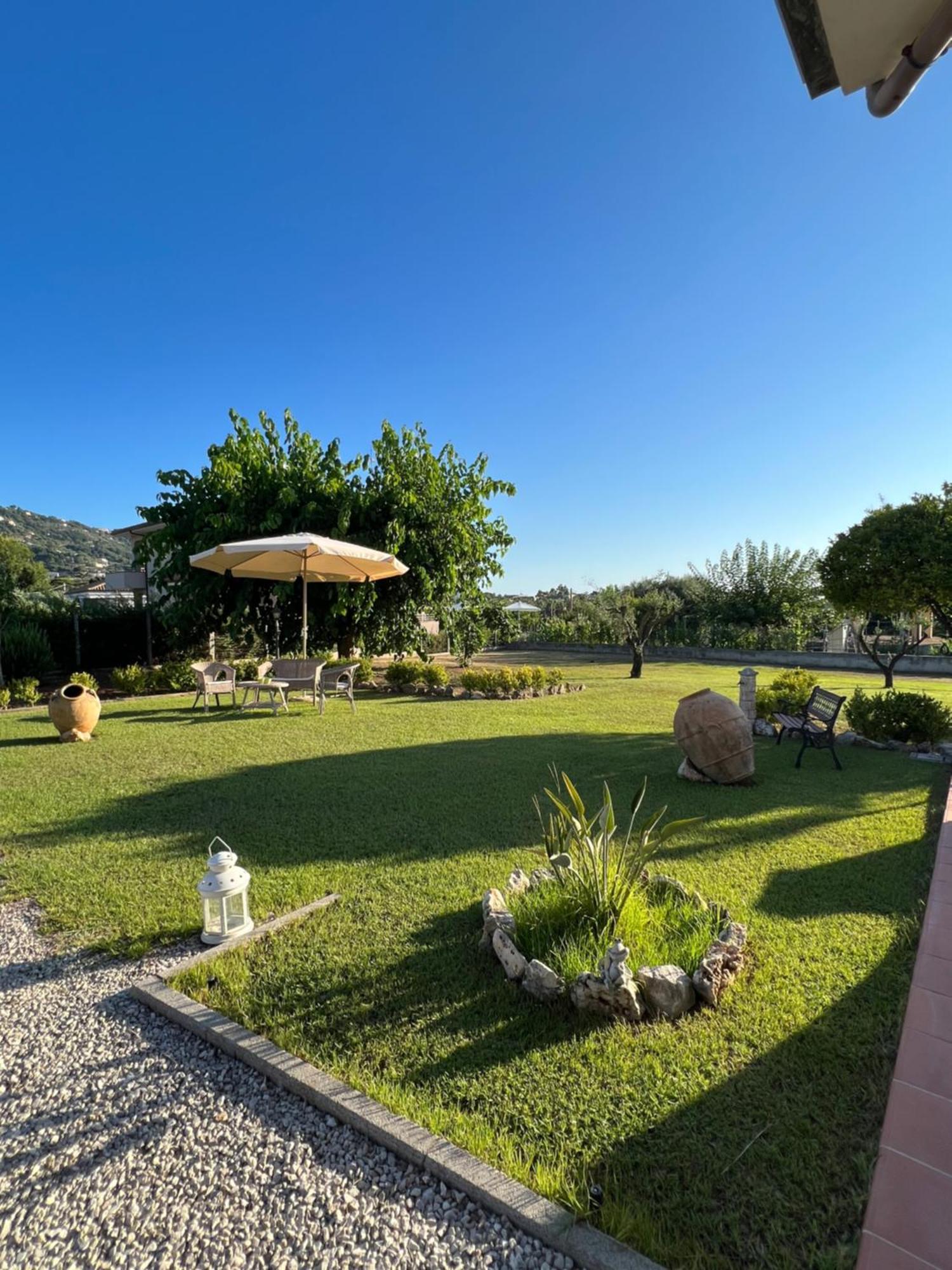 Appartamento a casa di Ale Santa Maria di Castellabate Esterno foto