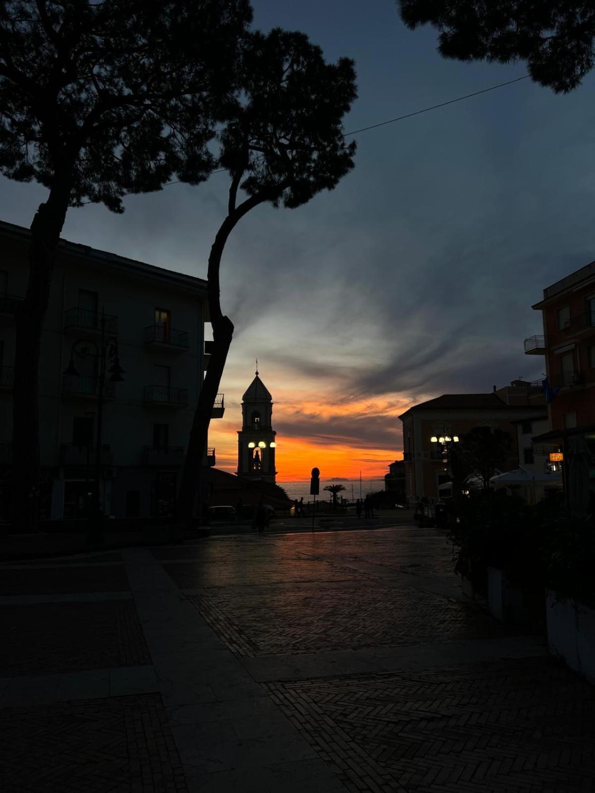 Appartamento a casa di Ale Santa Maria di Castellabate Esterno foto