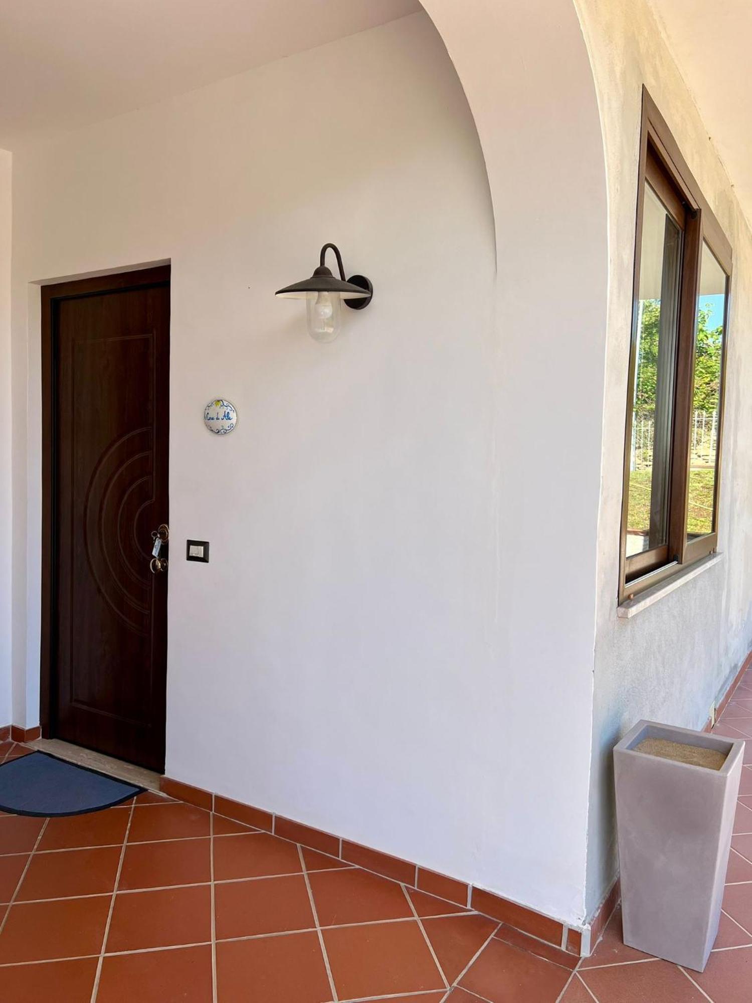 Appartamento a casa di Ale Santa Maria di Castellabate Esterno foto