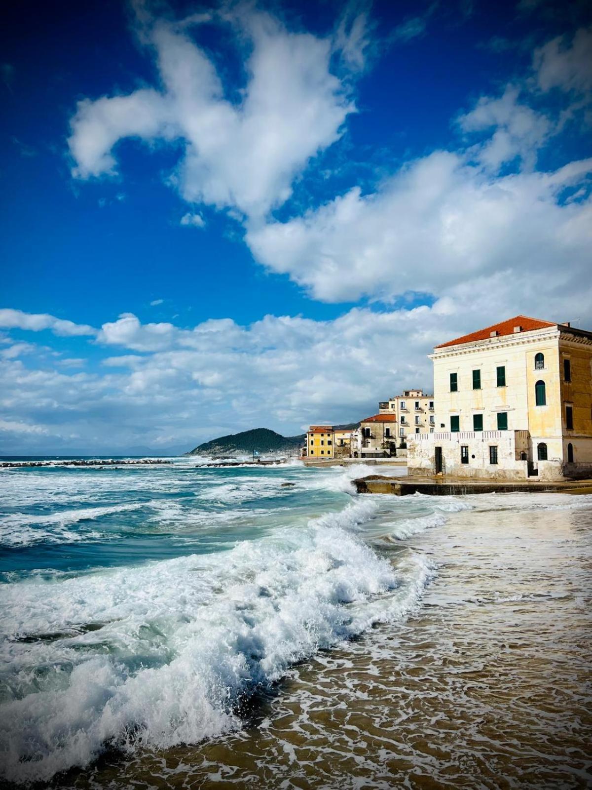 Appartamento a casa di Ale Santa Maria di Castellabate Esterno foto