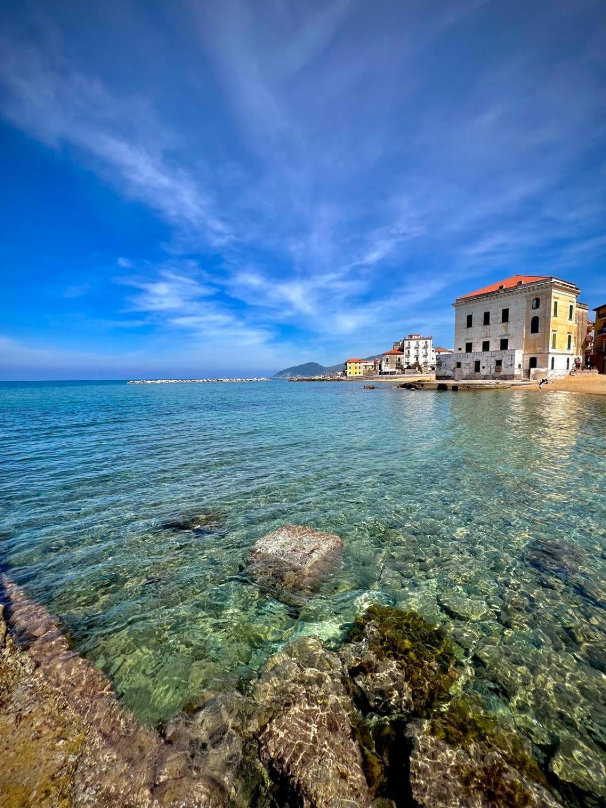 Appartamento a casa di Ale Santa Maria di Castellabate Esterno foto